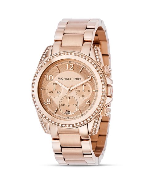 michael kors rose gold watch on wrist